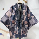 Manteau kimono élégant aux motifs modernes pour femme