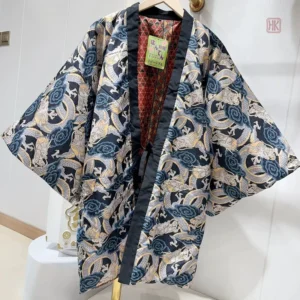 Vêtement unique, kimono avec motif asiatique dragon