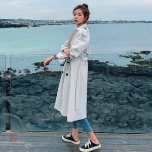 Style boho avec ce manteau kimono long féminin