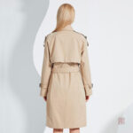 Manteau long au design kimono, couleur neutre