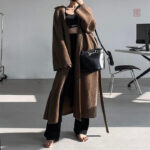 Manteau kimono marron, parfait pour toutes occasions