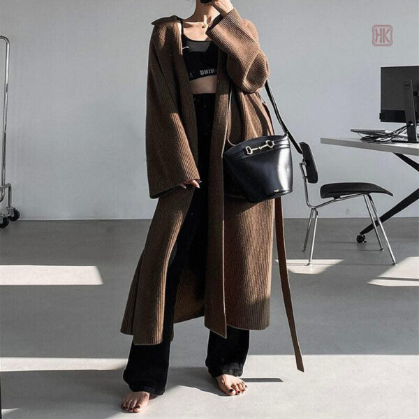 Manteau kimono marron, parfait pour toutes occasions