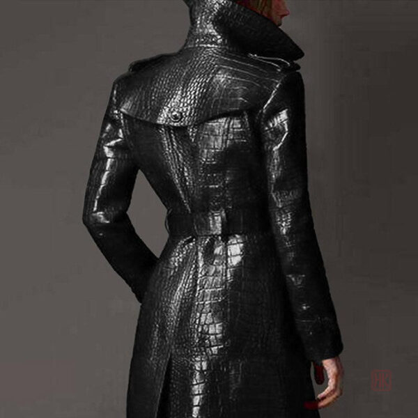 Manteau noir chic avec design kimono pour femme
