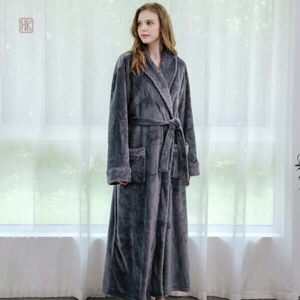 manteau-peignoir-femme-noir-1 Manteau peignoir femme noir en style kimono