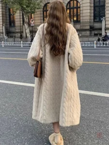 Manteau Style Kimono pour un look contemporain