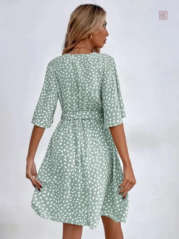 Style kimono vert, parfait pour les occasions estivales et décontractées