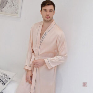 Peignoir satin chic pour homme