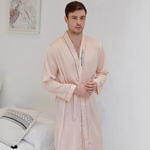 Peignoir kimono élégant en satin pour homme