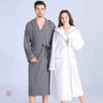 Vêtement de bain élégant pour femmes, couleur blanche