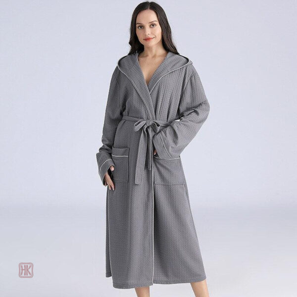 peignoir-de-bain-gris-femme-1 Peignoir de bain gris pour femme en style kimono
