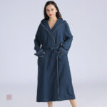 Peignoir de bain long pour femme en style kimono