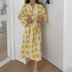 Peignoir kimono féminin au style amusant