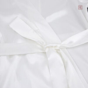 Peignoir blanc élégant pour dames