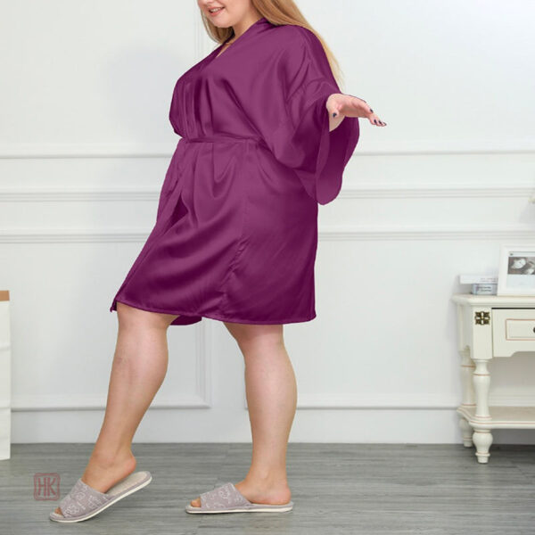 Peignoir kimono élégant en satin doux pour femme