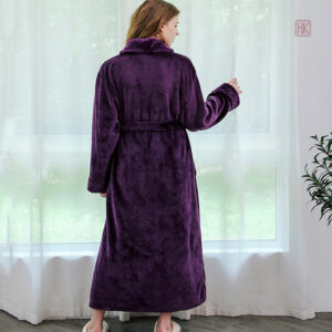 Peignoir violet doux pour femme, style kimono