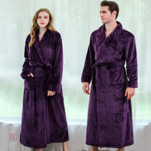 Kimono violet femme, idéal pour la détente à la maison