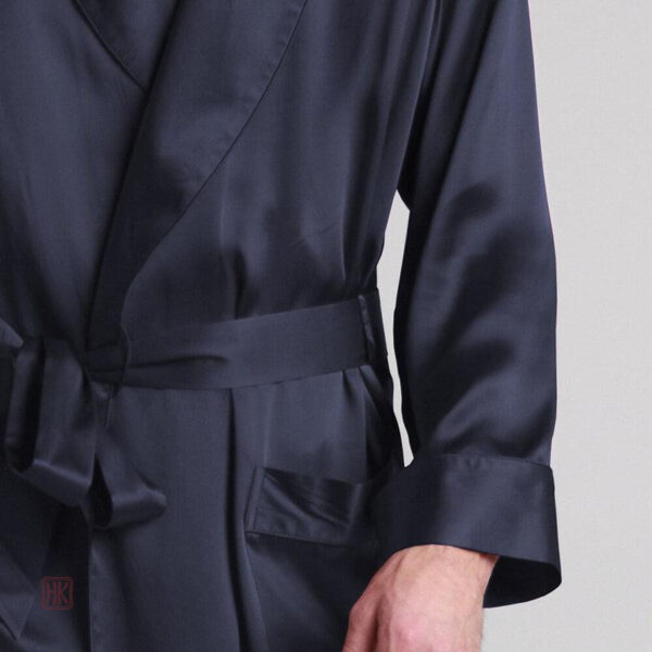 Peignoir de bain homme en soie raffinée