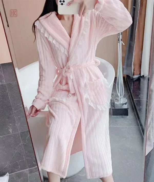 peignoir-kimono-de-bain-a-dentelles-1 Peignoir Kimono Femme à Dentelles