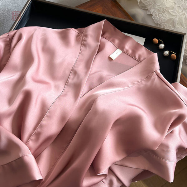 Peignoir léger rose pour femme