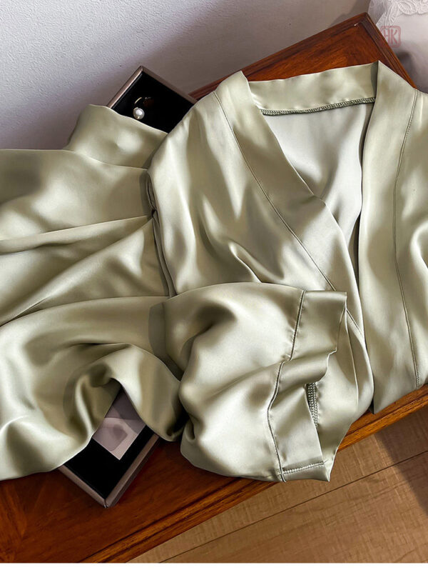 Peignoir en Soie Vert Élégant