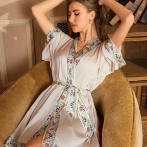 Peignoir kimono épuré sexy pour femme