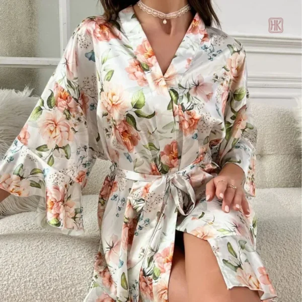 Peignoir élégant à motifs floraux pour femmes