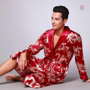 Peignoir homme style kimono avec motifs traditionnels japonais
