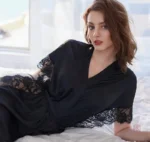 Kimono Femme avec Finitions en Dentelle