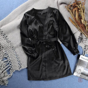 Peignoir Kimono Noir pour moments de détente