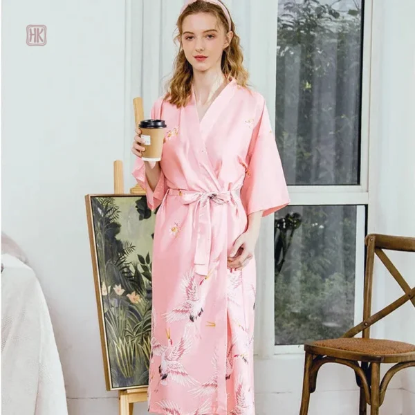 peignoir-kimono-rose-grues-1 Peignoir Kimono Rose avec motif de grues