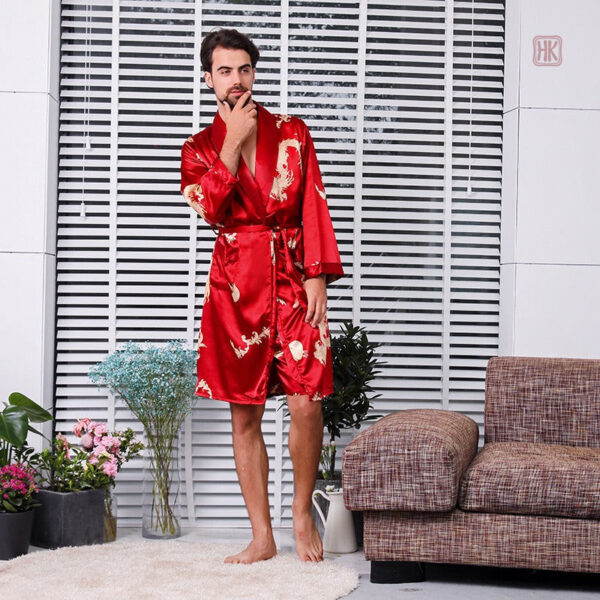 Peignoir confortable en satin pour homme