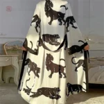 Peignoir élégant style kimono pour femme