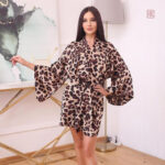 Peignoir léger femme, design tigre chic