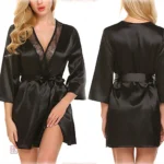Peignoir femme en style kimono, idéal pour le quotidien