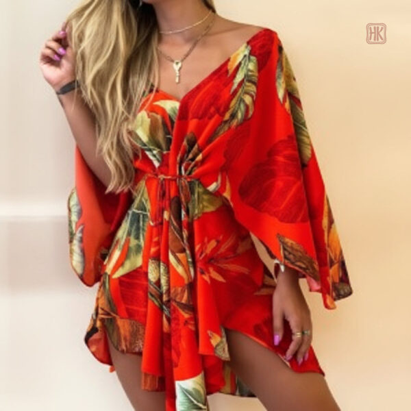 Robe kimono rouge avec design chauve-souris élégant