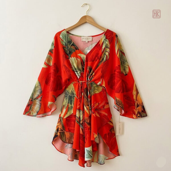 Vêtement léger style kimono, couleur rouge vif