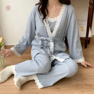 Veste kimono douce et confortable pour des nuits paisibles