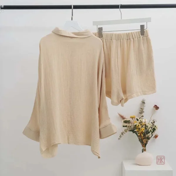 Pyjama léger pour femme, couleur beige, coupe moderne