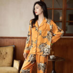 Pyjama confortable femme, couleur orange vive