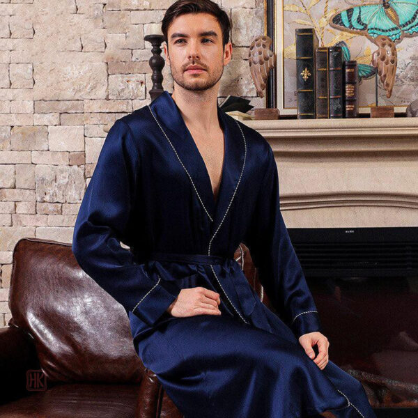 Peignoir confortable en soie pour homme