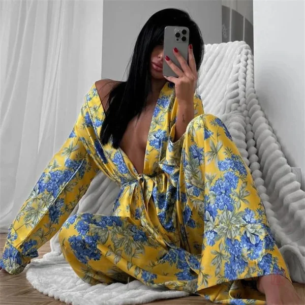 Vêtement de nuit sexy kimono jaune
