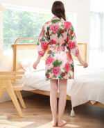 Robe de chambre longue avec motifs vintage raffinés