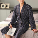 Peignoir kimono homme à motifs carrés