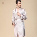 Robe de chambre homme blanche en style kimono
