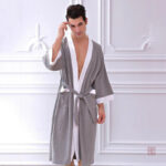 Robe de chambre masculine élégante