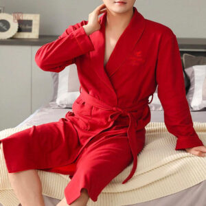 Peignoir homme rouge, design moderne pour le confort