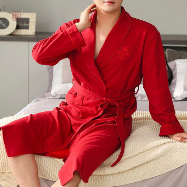 Peignoir homme rouge, design moderne pour le confort
