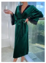 Robe de chambre féminine en tissu doux vert