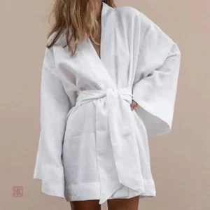 Robe Kimono Blanche Légère pour un look estival