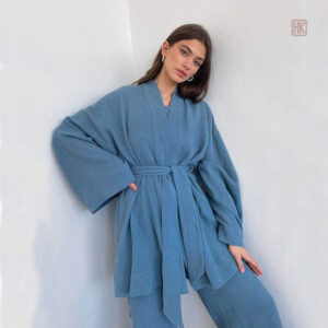 Robe kimono bleue élégante pour un look décontracté